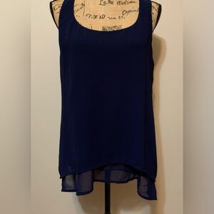 WHBM ladies navy blue sleeveless flowy double layered top in size medium LNWOT